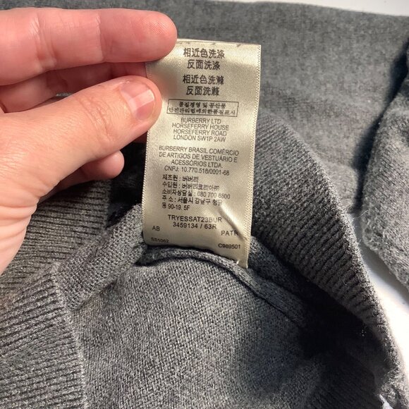 ✨ Burberry Brit Women’s Top – Size M – Gray w/ Shoulder Details – Soft + Chic - Picture 5 of 13